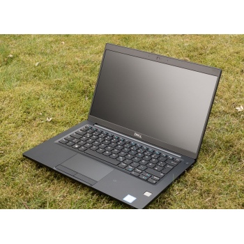 Dell_Latitude_7390.jpg
